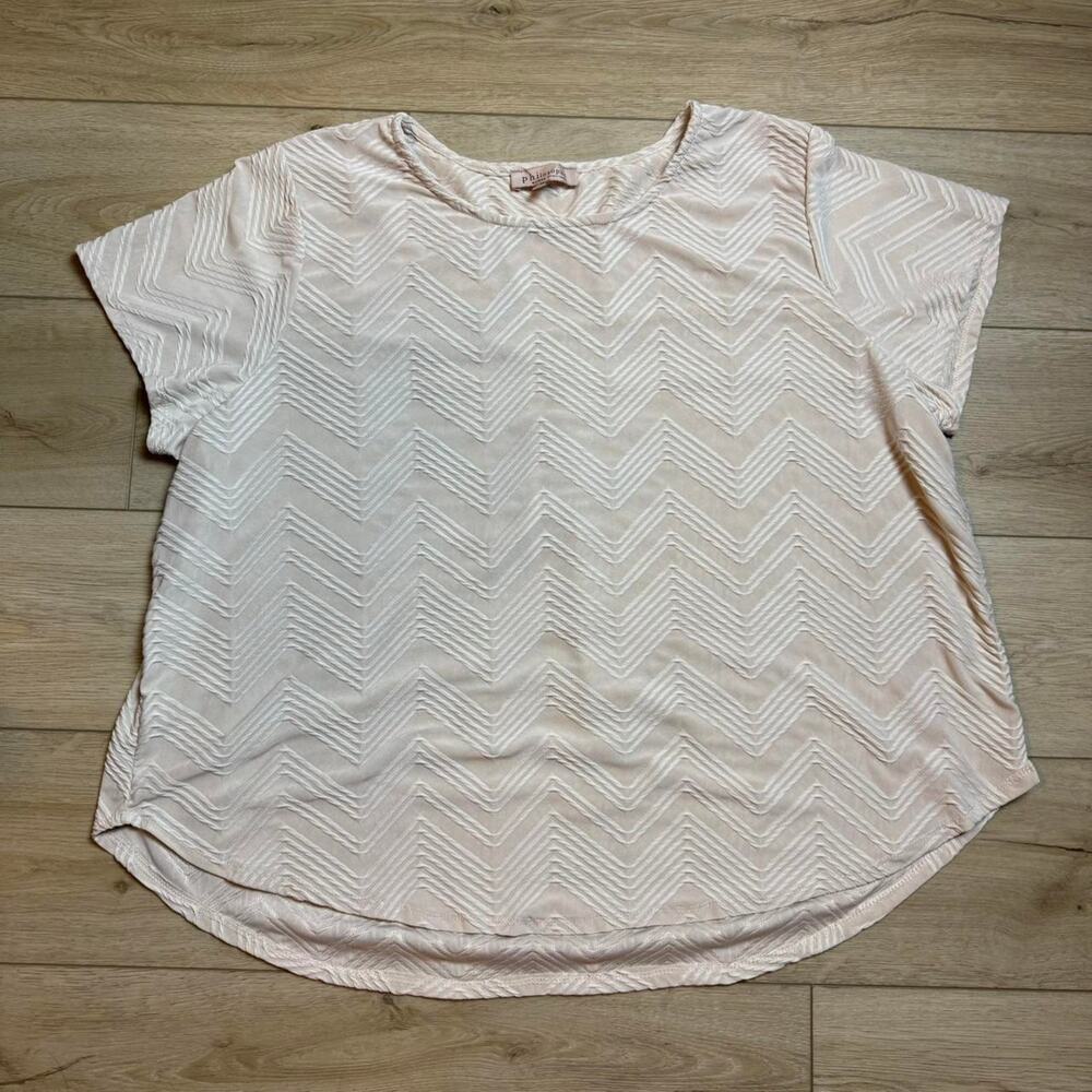 Philosophy white and cream chevron textured blouse size 3XL